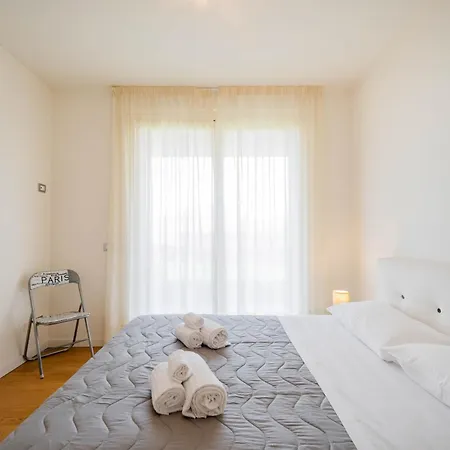 Апартаменты Apartmentsgarda - San Zeno 1000 Торри-дель-Бенако